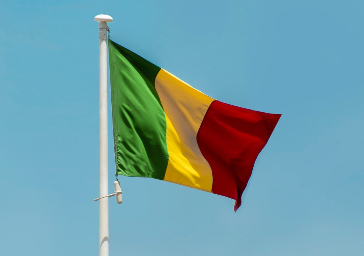 Mali to build 200 MW of solar with Russian support: The authorities in Mali have revealed plans to build a 200 MW solar plant with backing from Russia. dlvr.it/T7YmFn