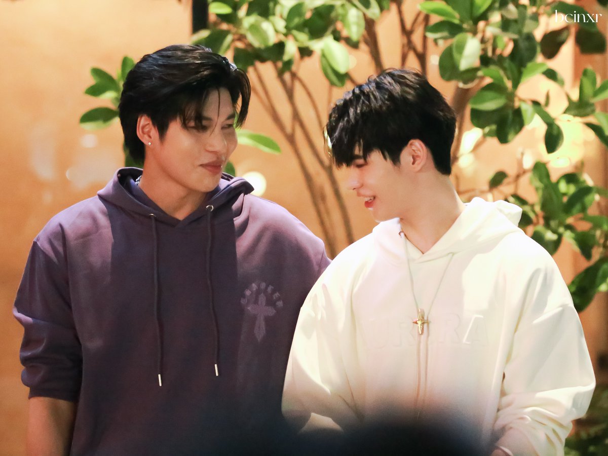 abxmy's tweet photo. ผู้คนหลากหลาย
But baby you look so shine 🤍
@Psk_tack @ppoomntp_
#ttack #ppoomntp_ #tackpoom https://t.co/SbFjent9vI