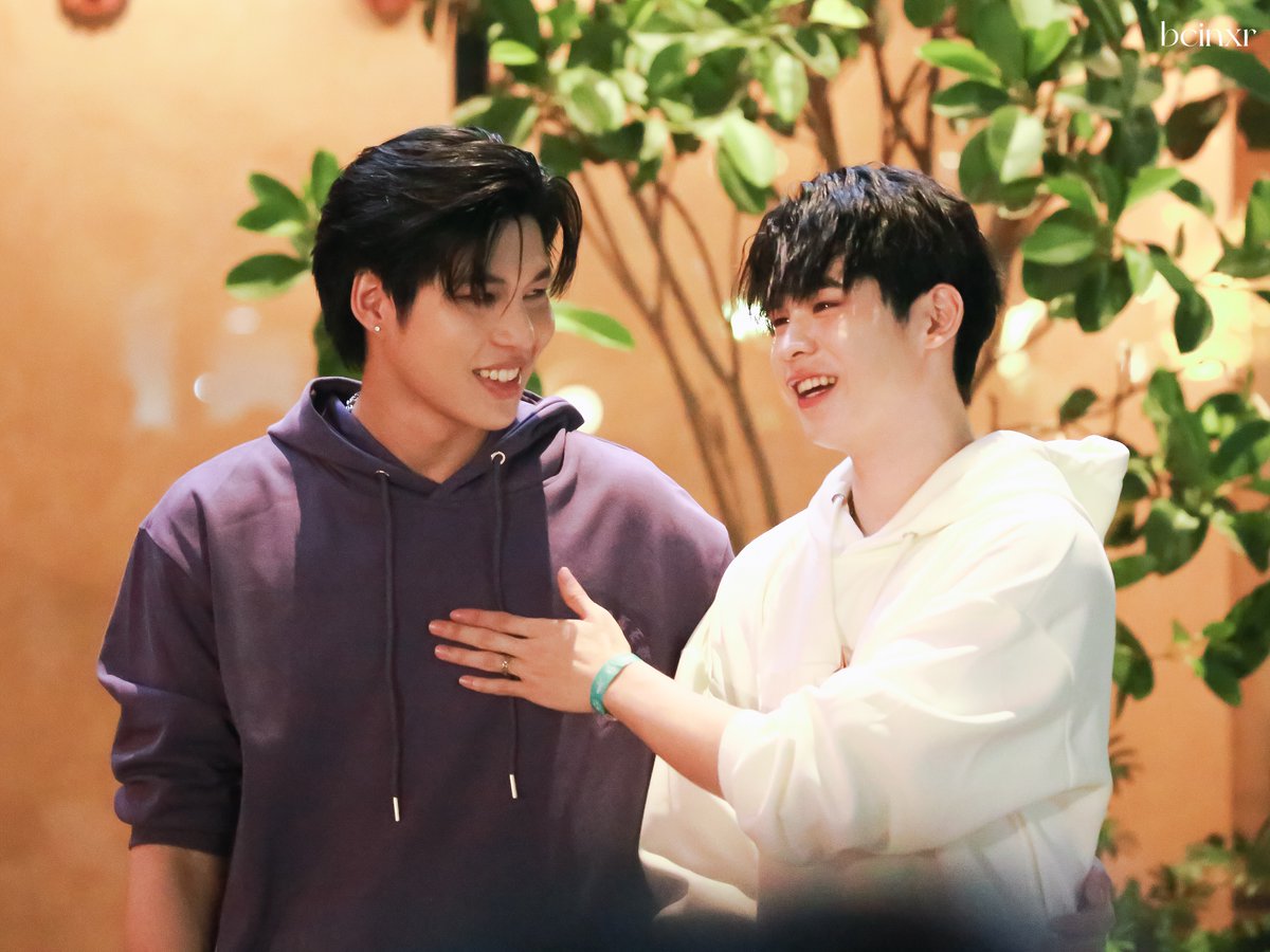 abxmy's tweet photo. ผู้คนหลากหลาย
But baby you look so shine 🤍
@Psk_tack @ppoomntp_
#ttack #ppoomntp_ #tackpoom https://t.co/SbFjent9vI