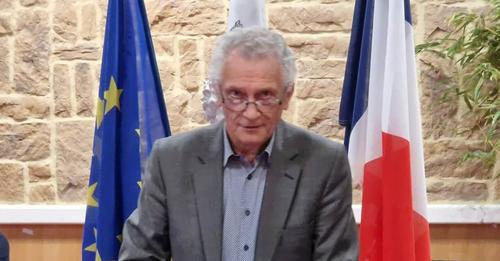 Salut nazi : l'intercommunalité du Grand-Orly Seine Bièvre retire ses délégations au maire de Villeneuve-Saint-Georges 94.citoyens.com/2024/salut-naz…