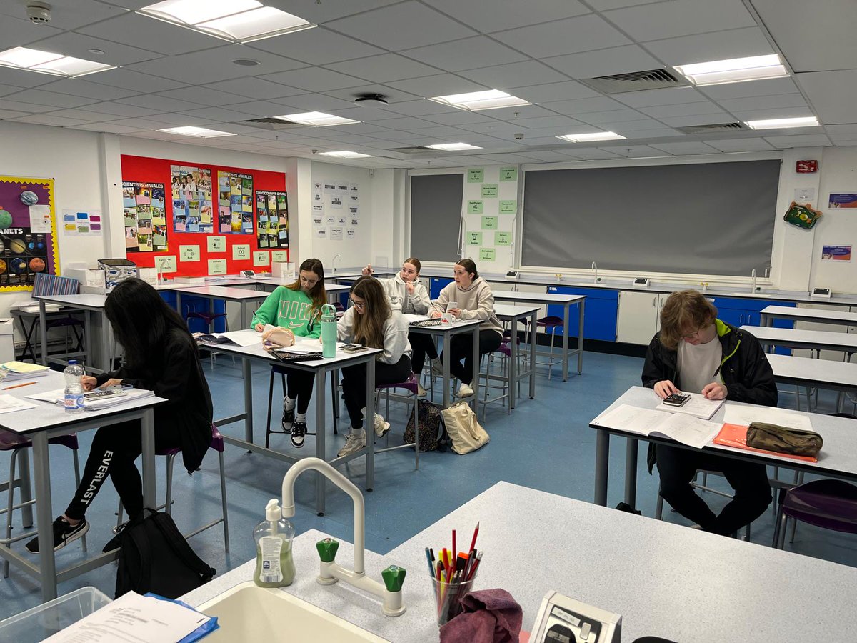 TCS Science (@tcsscience1) on Twitter photo An excellent turn out today for Physics, Chemistry and Applied Science revision! We were very pleased to see so many pupils working hard to prepare for their GCSE and A Level exams! Well done Years 10 and 13! @TCSYear10 <a href="/TCSYear12and13/">Treorchy Sixth Form</a> An excellent turn out today for Physics, Chemistry and Applied Science revision! We were very pleased to see so many pupils working hard to prepare for their GCSE and A Level exams! Well done Years 10 and 13! @TCSYear10 <a href="/TCSYear12and13/">Treorchy Sixth Form</a>