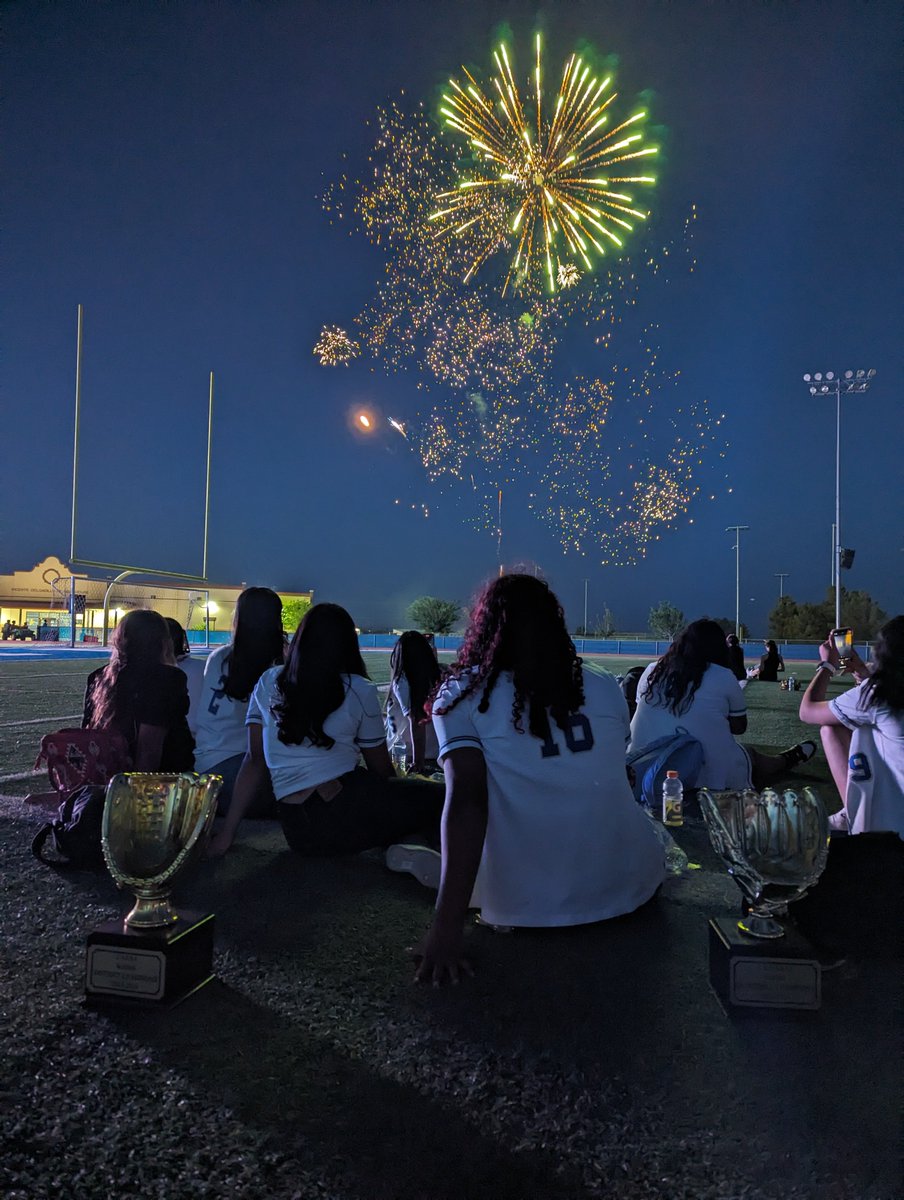 SE_EagleSB's tweet image. 2024 came to an end in the Area round but we continue to make school history:  

1st time back to back District Champs 
1st time back to back Bi-District Champs
1st JR to be selected as the EPFHOF  Player of the Year-Abby Rios
12 All District selections

2025...Bring It!