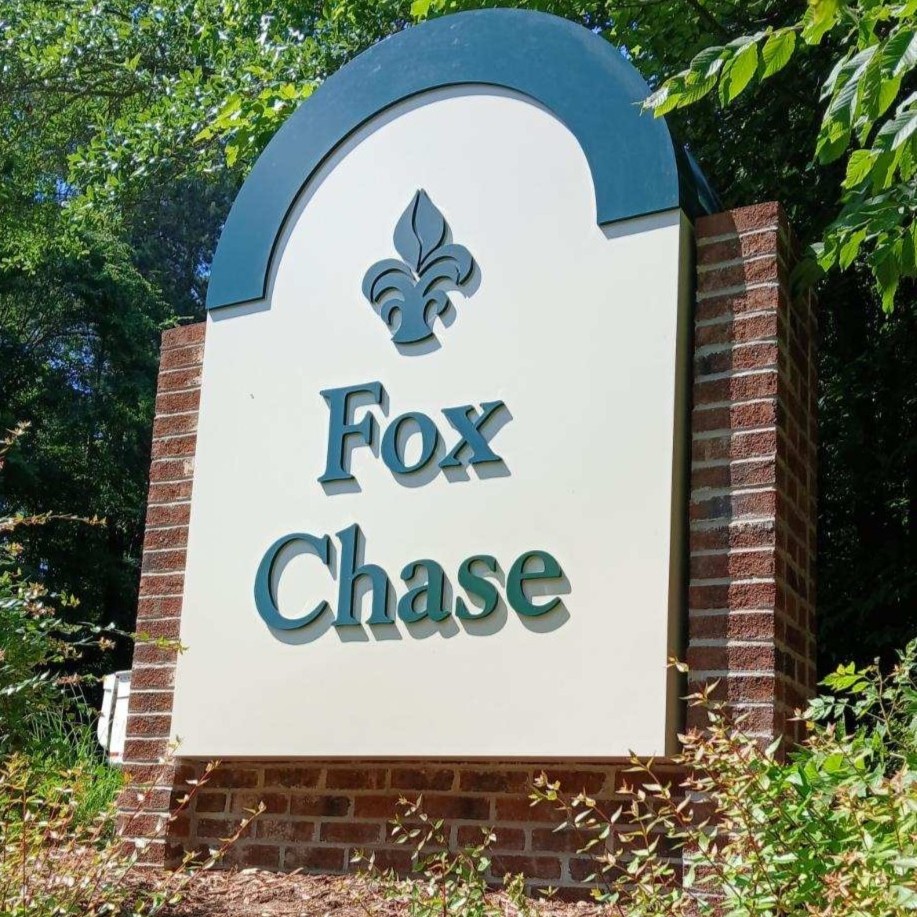 capital_sign_nc's tweet image. Monument ID cabinet install over existing brick monument 💫 
ㅤ 
#MonumentSign #MonumentSignage #SignInstallation #SignExperts #Raleigh #Wayfinding #Monument #MonumentSigns #CabinetSign