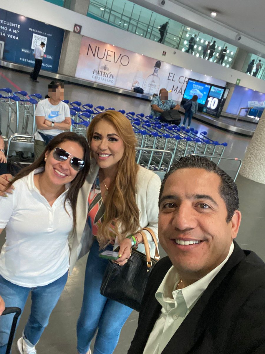 Hoy es un gran día💪 y me acompañan dos grandes mujeres: Mi presidenta de partido, <a href="/karencastrejont/">Karen Castrejón Trujillo</a> y mi compañera de fórmula <a href="/NubiaRamosCar/">Nubia Ramos Carbajal</a>. ¡Venga equipoooo, ánimo! 👊💚