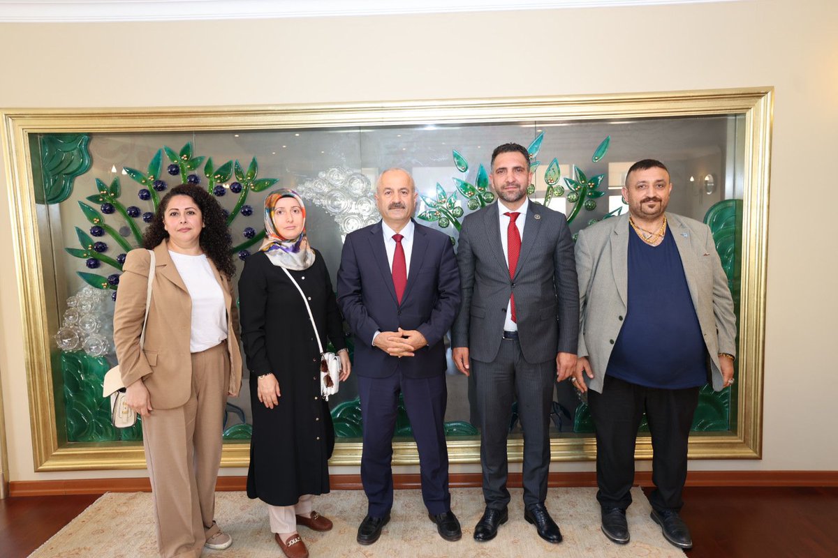 #DevaPartisi Gebze ilçe Teşkilatımız , ilçe Başkanımız Ahmet Demirtaş ve Yönetim kurulu üyeleriyle birlikte  Gebze Belediye Başkanı Zinnur BÜYÜKGÖZ'ü tebrik ziyaretinde bulundular

Zinnur Başkana, Deva Partisini kabul ettiğinden dolayı teşekkürlerimizi sunar başarılar dileriz