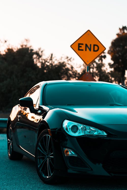 Don't gamble with your vehicle's safety during a cross-country move. 

Professional car shipment companies have the expertise and resources to handle your car with care.

#CarTransport #AutoTransport #MoveMyCar