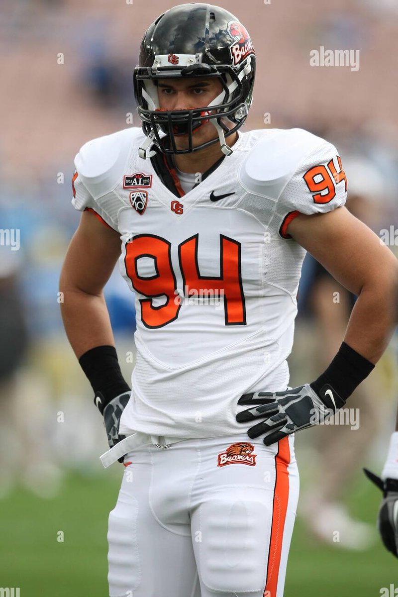 We are 94 days from Oregon State Football.

#94 Devon Kell was an Oregon State Beaver DL/DE from 2011 - 2013. He played in 30 games during his 3 year career as a Beaver. #GoBeavs