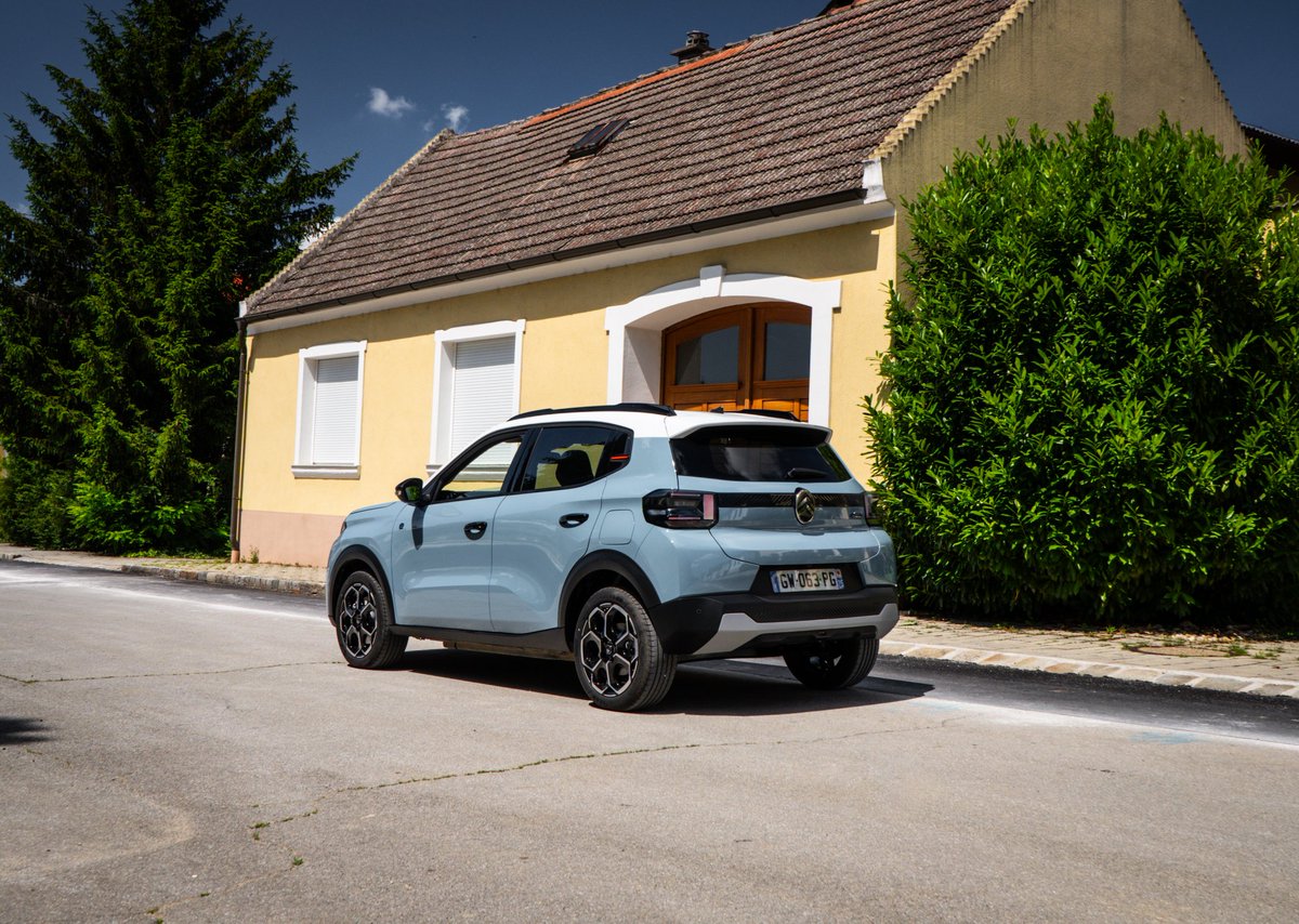 Го возам новиот Citroën C3 и електричниот Ë-C3. 🇫🇷😎