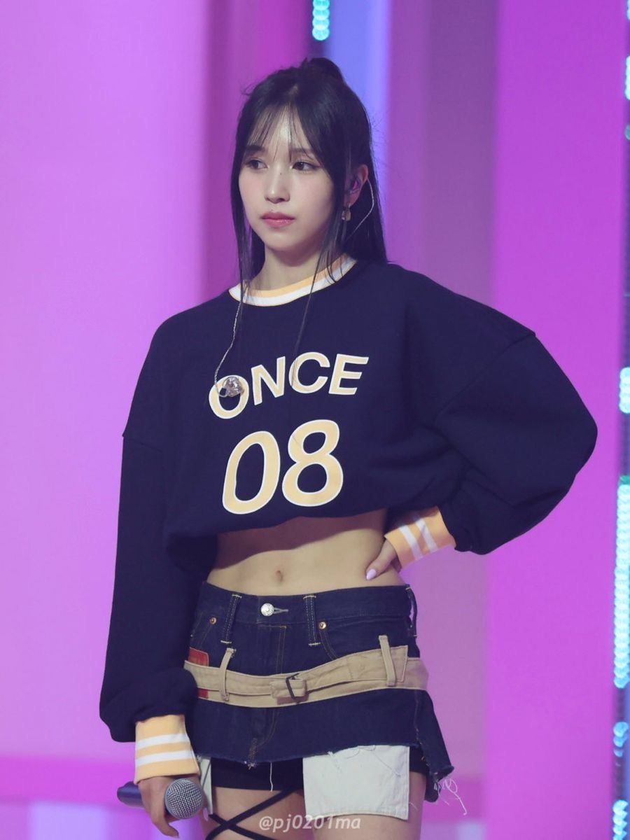 minarihourly's tweet photo. #MINA #미나 #ミナ ¡ 🐧 !  @JYPETWICE https://t.co/VhiJl3KL5b