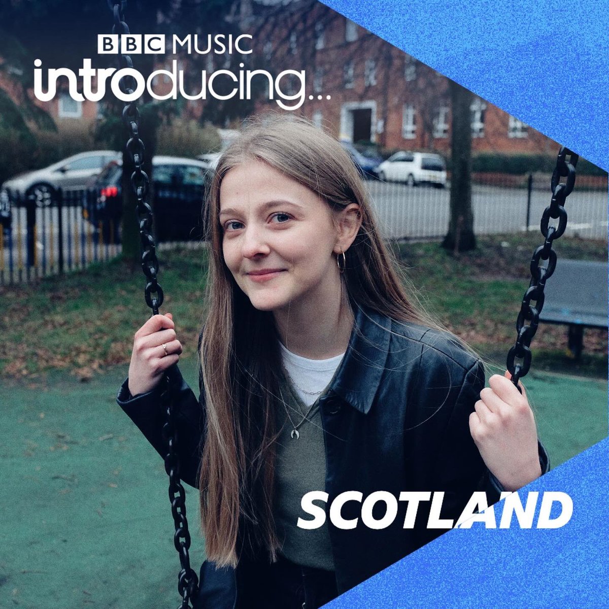 THIS FRIDAY!!! So so excited to share that I’ll be doing a little live session on @bbcintroducing / @BBCScotland on Friday between 8-10pm with the band!!! Can’t waitttt!! 🫶🫶