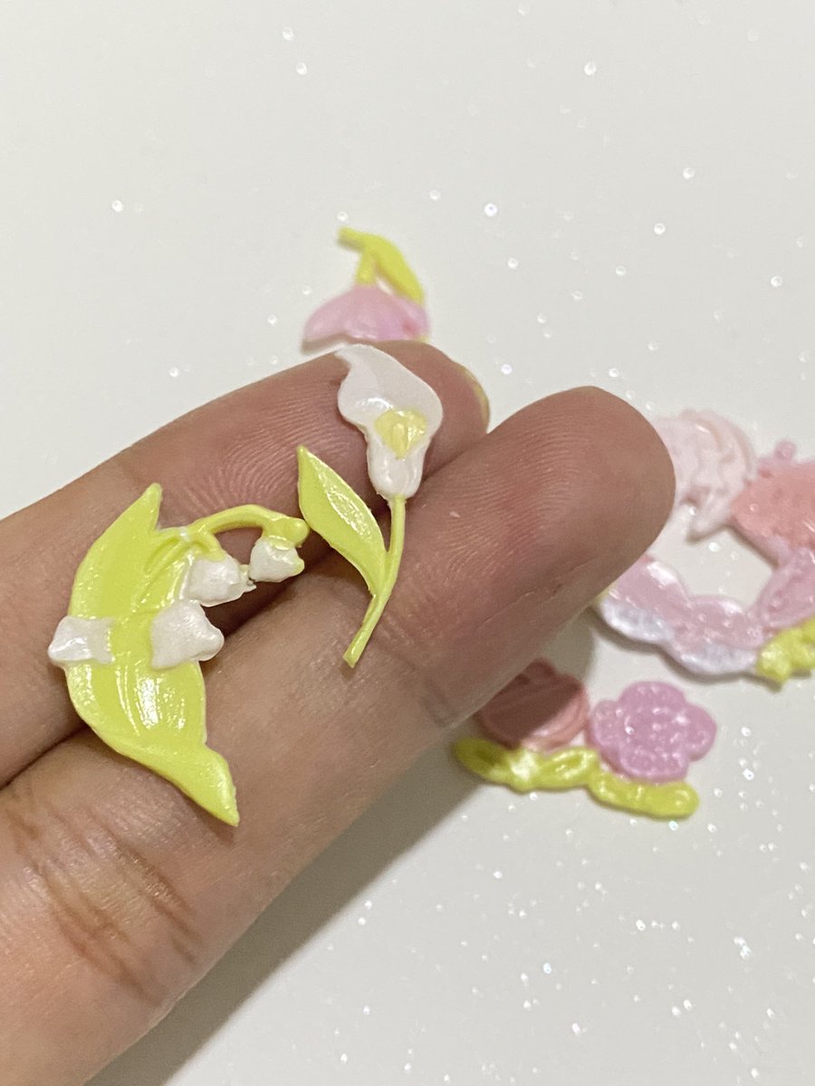 วันนี้คุณฝึกสมาธิและความอดทนหรือยัง มาลองไหม ไม่ยาก (ยาก) อิโมจิร้องไห้