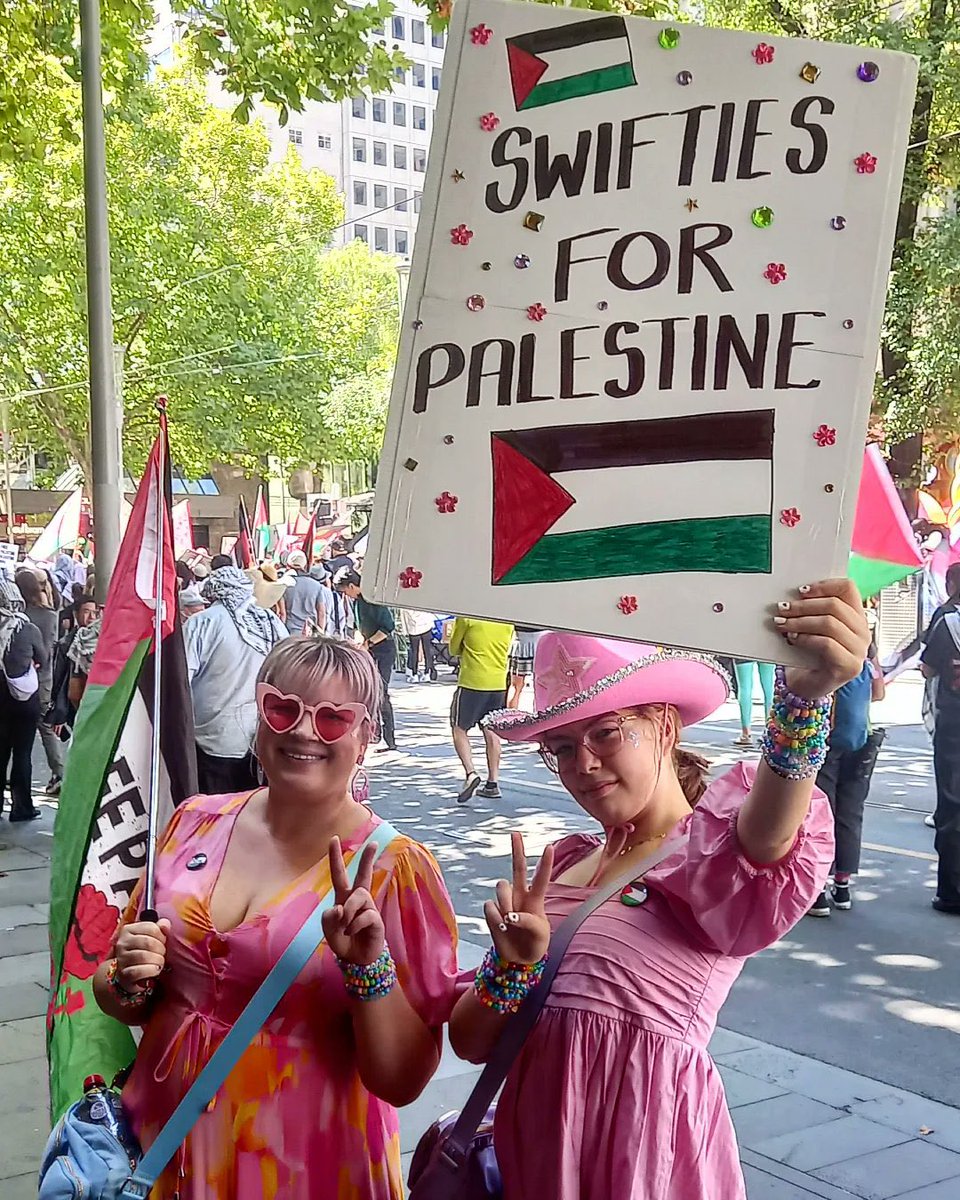 To all Madrid swifties who are attending the eras tour, please spread awareness about Palestine, whether it be bringing a flag, a sign or exchanging friendship bracelets. Be loud, be angry, make sure you are seen. #SwiftiesForPalestine