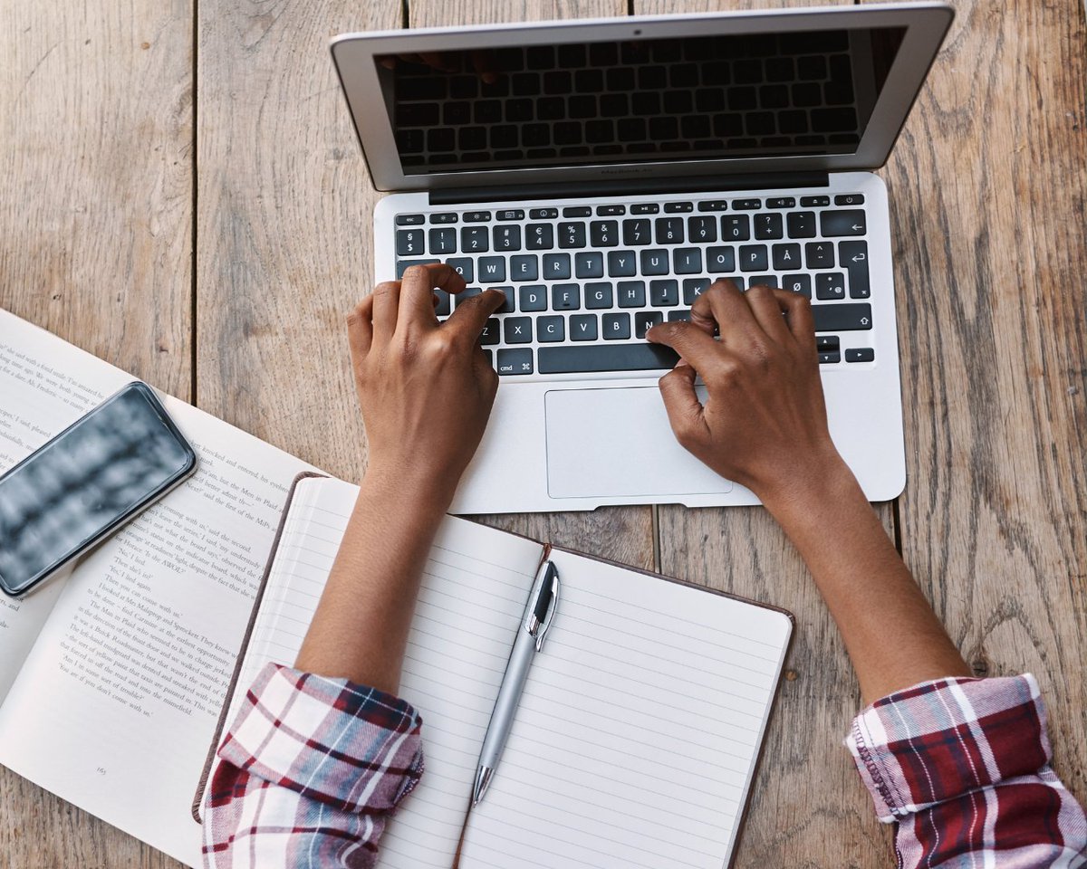 lab2cht's tweet image. Want to stay informed about #Colorado’s #AntiTrafficking movement? Here are two ways you can stay connected: 

1️⃣ Sign up for our email newsletter: combathumantrafficking.org/about-human-tr…  

2️⃣ Subscribe to text alerts. Text COMBAT to 720-999-9383 or sign up here: combathumantrafficking.org/text