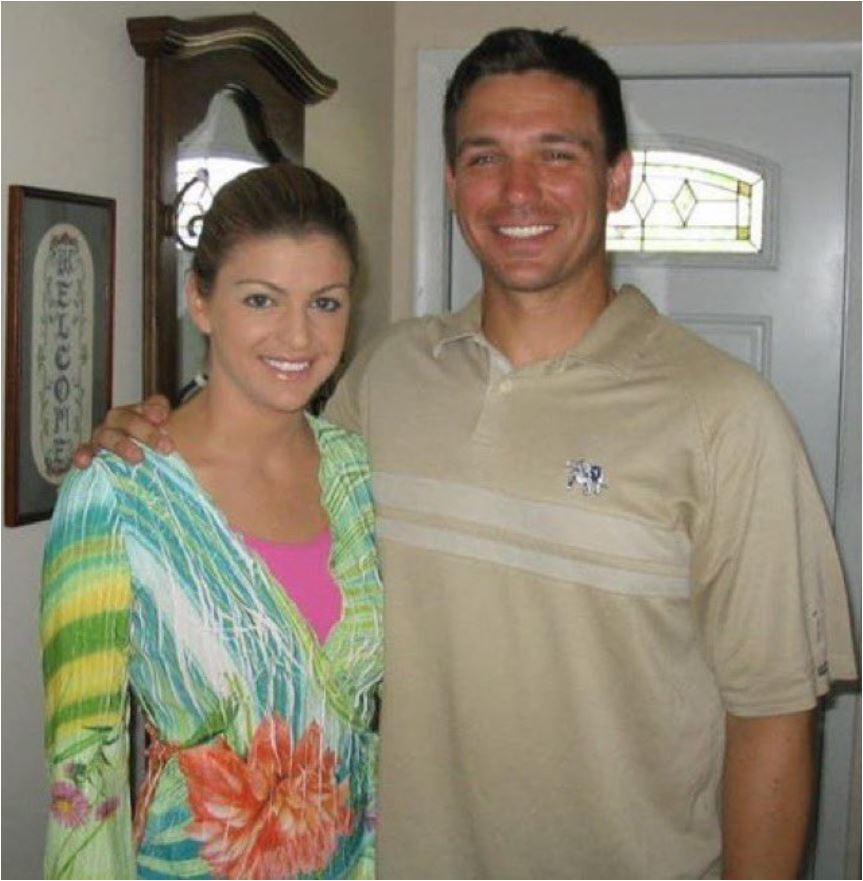 🚨 Ron DeSantis supporters 🚨
 
The DeSantis Community is the only conservative community on X. Do you want to be a part of this community?  Do you want to help it grow? 
 
💥Step 1: Follow fellow #DeSantisConservatives.
Below is a Mike @MikeStrong223 and Neanne community