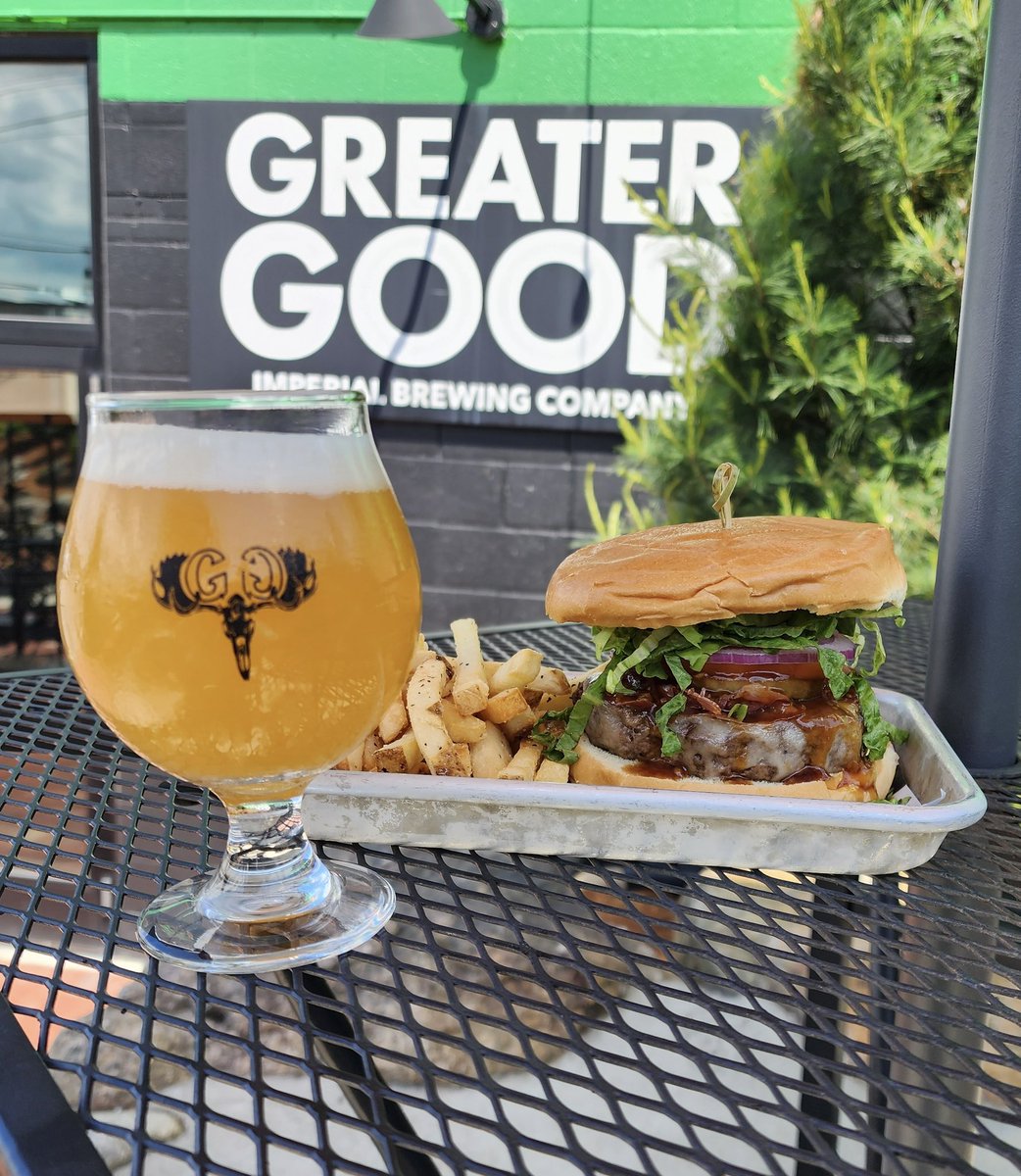 New Burger of The Week! The Hawaiian Burger is rolling out of the kitchen all week! 🌺🌊🍔

• Swiss Cheese 🧀 
• Grilled Pineapple 🍍 
• Garlic &amp; Ginger Teriyaki 🧄🫚
• Lettuce, Tomato, Onion 🥬🍅🧅

Head to 55 Millbrook this week for a beer and a little taste of Hawaii! 🍻
