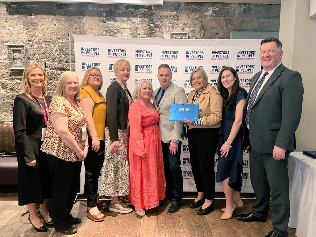 Delighted to join colleagues today to celebrate Investors in people accreditation across Clyde, North , South and West sectors, following on from IRH and corporate achieved previously,  go GGC! <a href="/NHSGGC/">NHS Greater Glasgow and Clyde</a> <a href="/LeiperAlison/">Alison Leiper</a>