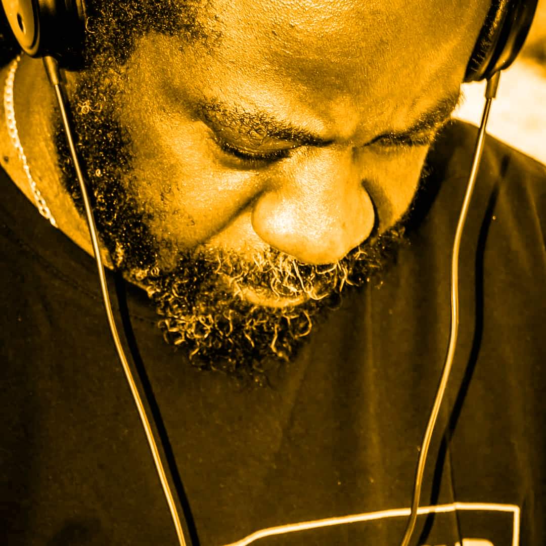 The Reggae Rock show 11pm gmt tonight on Mi-Soul.com DAB+, Apps & Smartspeaker. New tunes in all styles with some choice revives thrown in. Lock in!! @misoulradio