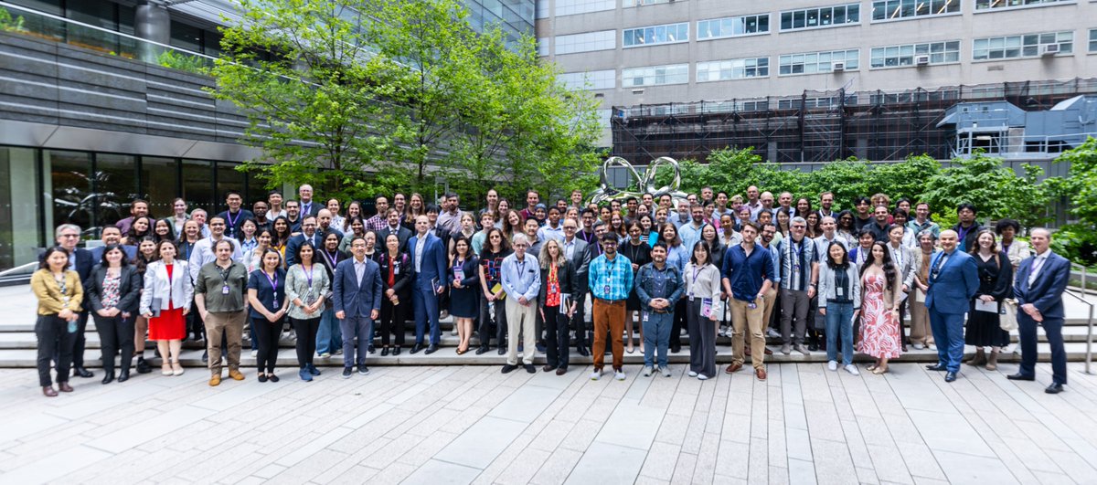 Happy to see that our NYU Pathology Department (@NYUGSOM_Path) barely fits in photos these days! And we are actively recruiting for: Renal, HemePath, GYN and Cardiovascular Pathologists!! DM me if you are interested to join our amazing team! #pathology #pathmatch