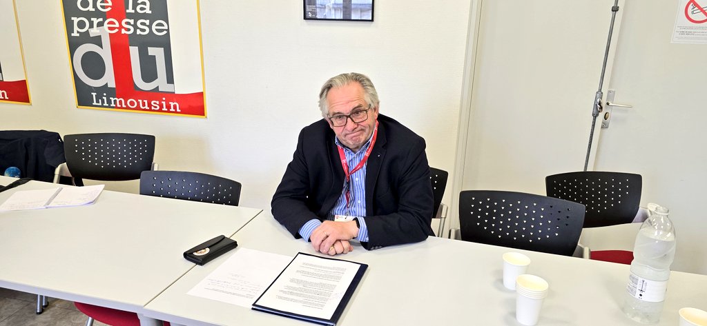 Didier Jamot s'exprime au Club de la Presse du Limousin après sa démission de la présidence du Directoire du Limoges CSP. 
Très ému, il réitère son appelle à Céline Forte pour qu'elle sauve le club en acceptant l'offre de reprise de Lionel Péluhet.