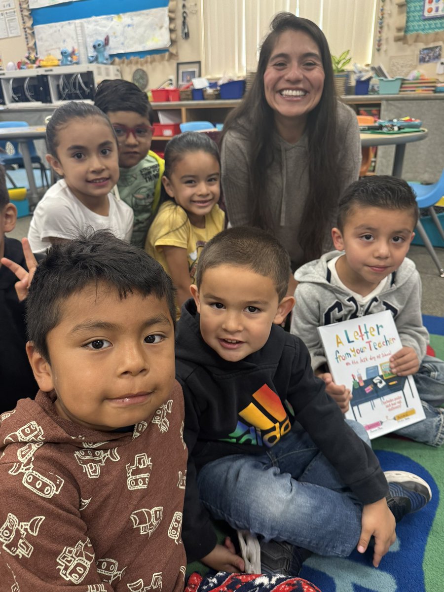 What a beautiful day to celebrate literacy with transitional kindergartener! 🩷 Beautiful children on a Happy Wednesday is your daily dose of inspiration!💕 #ALLmeansALL #GreenfieldGuarantee #ProudtobeGUSD #CultivateCuriosity #TrustAndInspire #TrustAndGrow #GUSDReadersShine