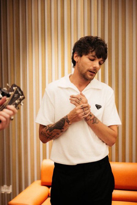 lwtsheartt's tweet photo. I LOVE HOT DADS https://t.co/vXh78YuIp6