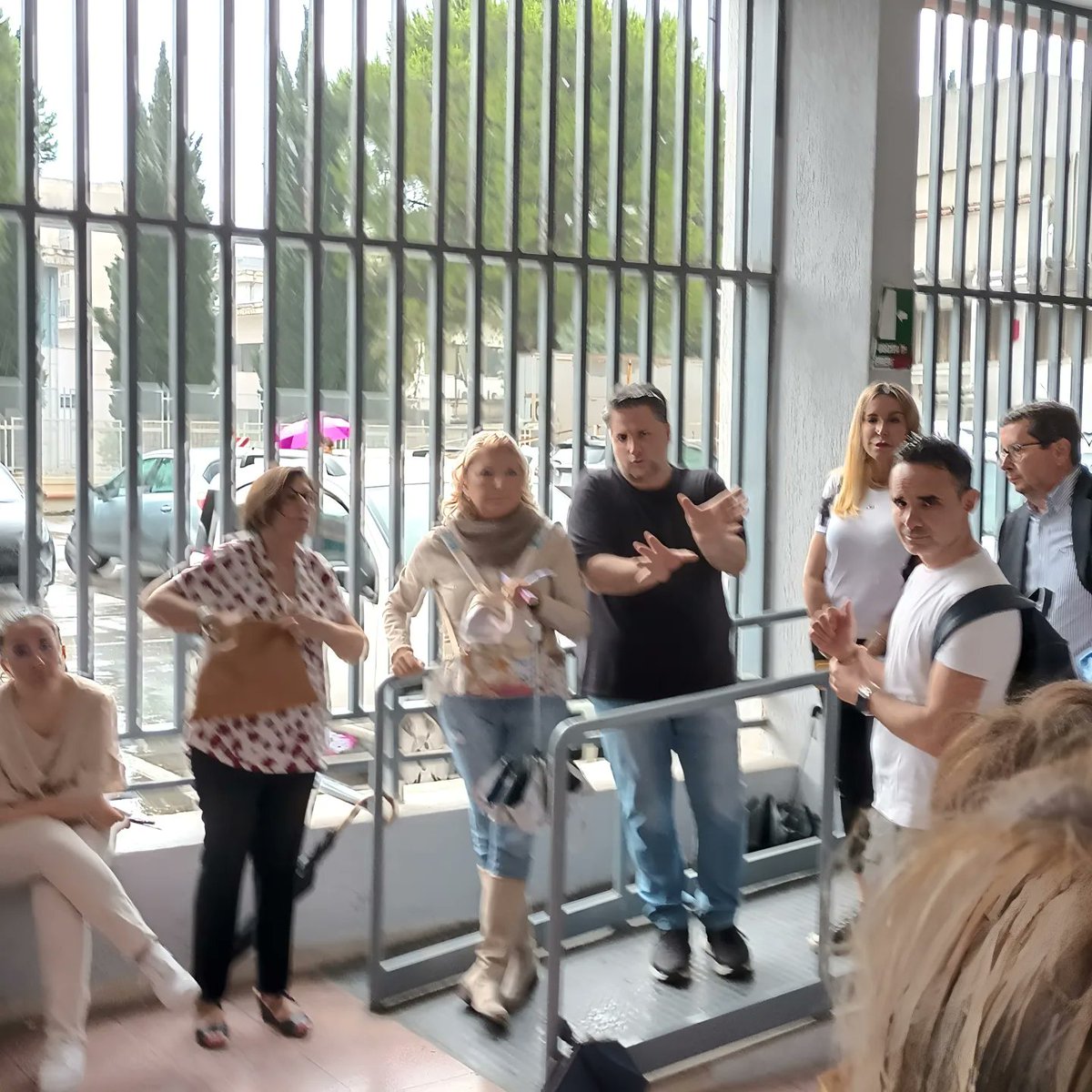 FabioLigonzo's tweet photo. ๐ด๐ข๐ต Assemblea con il lavoratori dei Servizi Sociali e dell'Avvocatura del #ComunediTaranto
โ
๏ธ Problemi logistici
โ
๏ธ Garanzie professionali
โ
๏ธ Qualitร dei servizi resi
โ
๏ธ Sicurezza sul lavoro
La #CislFP sempre disponibile al confronto e propositiva, attende ๐ซต https://t.co/oMdq5IvcVT