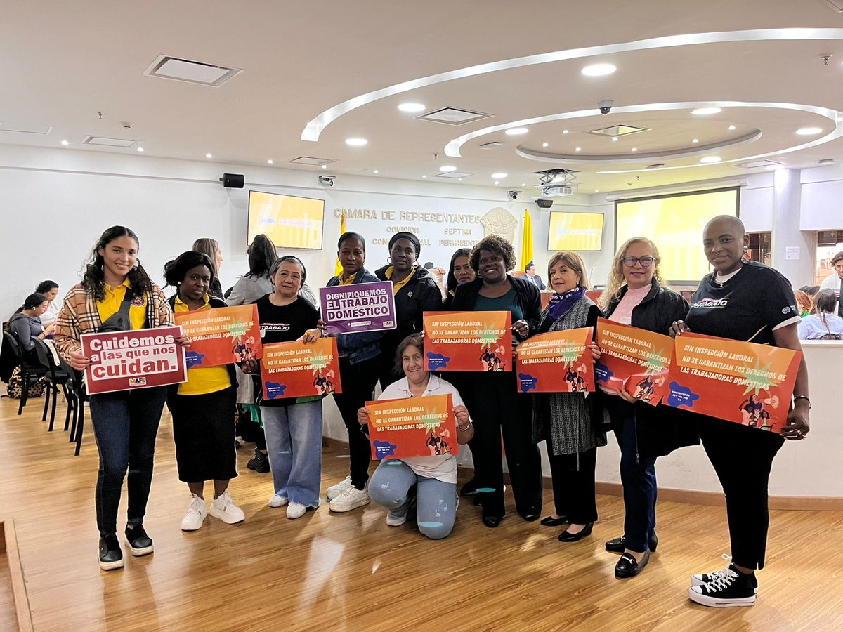 🟣 Presentes en el primer debate para que la #InspecciónLaboralYa sea una realidad en el #TrabajoDoméstico 🧤👩🏾‍🦱🧑‍🦱

#InspecciónLaboralYa ✊🏻