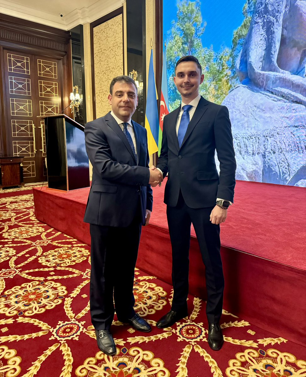 gerashchenko07's tweet photo. 🇦🇿🇺🇦 On order of the leadership of Kyiv Regional State Administration, took part in the reception on the occasion of the 106th anniversary of the Independence Day of Azerbaijan

We are grateful to Mr. Ambassador of Azerbaijan Seymour Mardaliev and the Embassy team for support https://t.co/R2JmNrqJSK