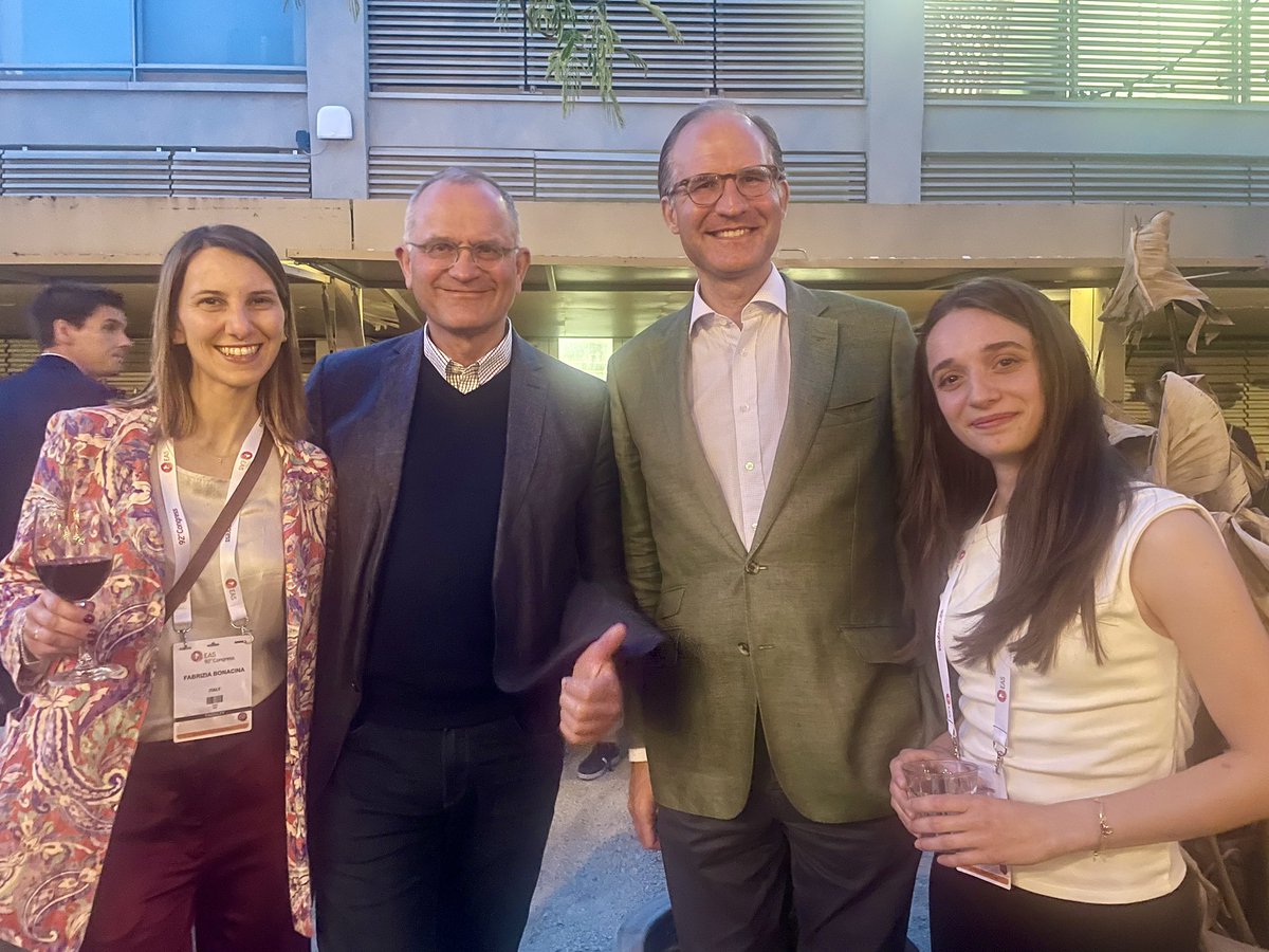New ideas came out at this #EasCongress2024, thank you <a href="/society_eas/">European Atherosclerosis Society</a> for making it so interesting and fun ! 🔬

#MyEAS2024 <a href="/EASCongress/">EAS Congress</a> <a href="/LabNorata/">Lab Norata</a>