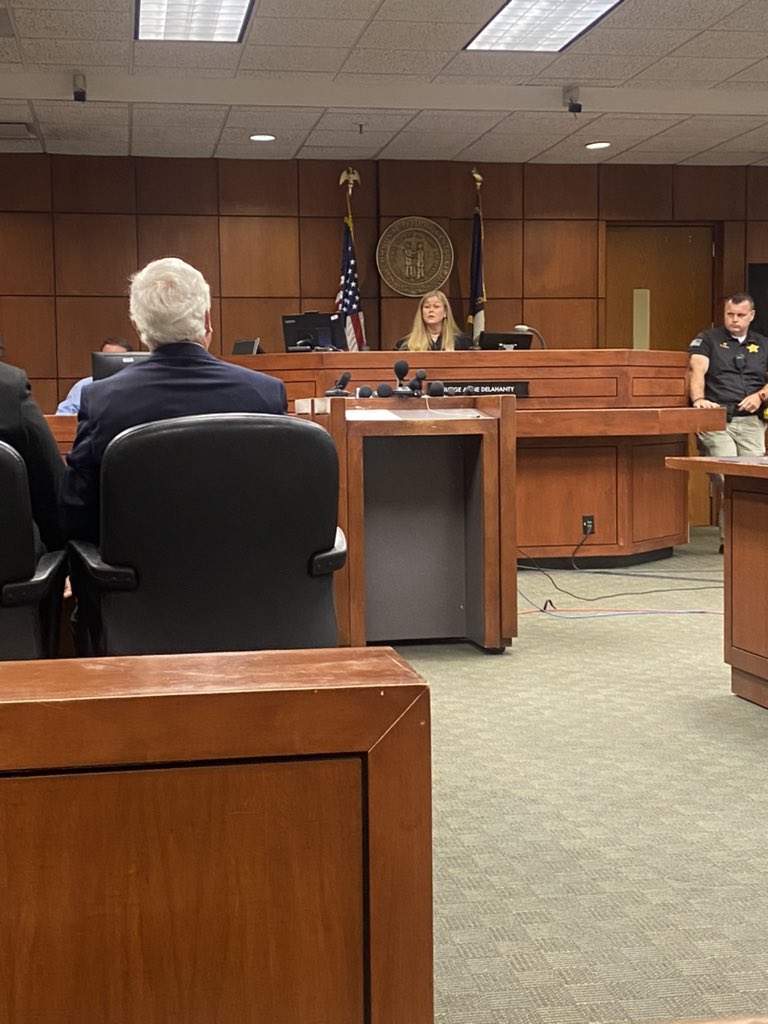 Hearing about to start on #scottiescheffler case <a href="/wave3news/">WAVE</a>