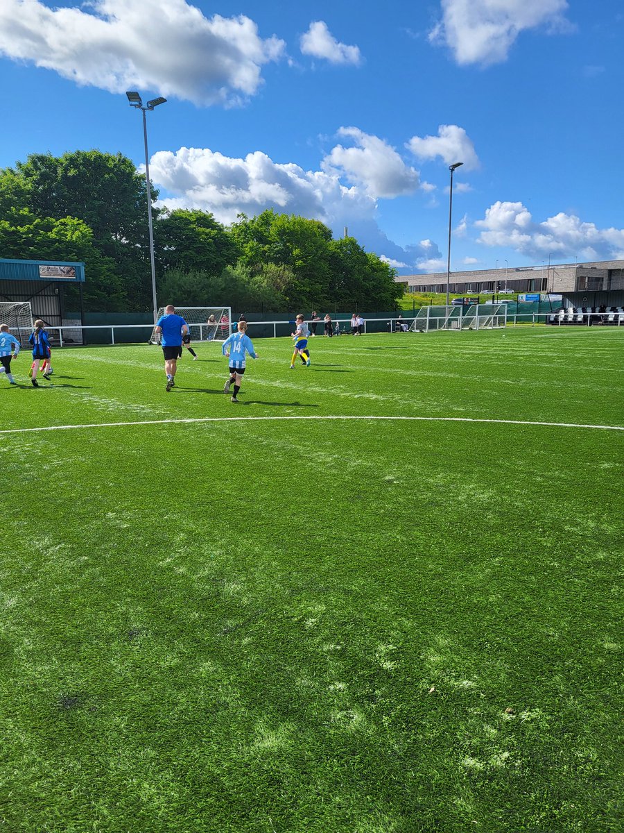 Active Schs Bathgate (@actives_bgate) on Twitter photo Well done to the football teams from <a href="/wlBlackburnPS/">Blackburn Primary School</a> <a href="/OLadyOLourdes/">Our Lady Of Lourdes Primary School</a> and <a href="/wlmurrayfieldps/">Murrayfield Primary</a> for taking part in todays final festival of the year.
Thanks to <a href="/BlackburnUtdCSC/">Blackburn United Community S.C.</a> for hosting the festivals this year 👍
Thanks to <a href="/ActiveS_Wburn/">Active Schools Whitburn Cluster</a> and <a href="/ActiveS_Invera/">Active Schs Invy</a> for refereeing 🟥🟨 Well done to the football teams from <a href="/wlBlackburnPS/">Blackburn Primary School</a> <a href="/OLadyOLourdes/">Our Lady Of Lourdes Primary School</a> and <a href="/wlmurrayfieldps/">Murrayfield Primary</a> for taking part in todays final festival of the year.
Thanks to <a href="/BlackburnUtdCSC/">Blackburn United Community S.C.</a> for hosting the festivals this year 👍
Thanks to <a href="/ActiveS_Wburn/">Active Schools Whitburn Cluster</a> and <a href="/ActiveS_Invera/">Active Schs Invy</a> for refereeing 🟥🟨
