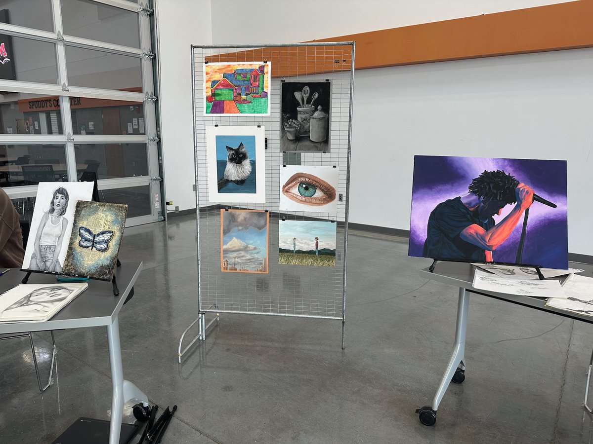 On May 17, the MHS Career Academy hosted Senior Arts Day! Nine seniors showcased their artwork and performed live demonstrations for their peers and staff. The event was a celebration of the dedication and artistic achievements of the graduating seniors. #OnceASpudAlwaysASpud
