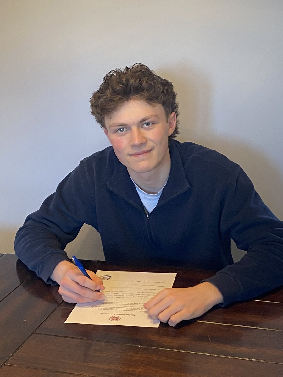 FFBombers's tweet photo. 🚨SIGNING!🚨

The Flin Flon Bombers are excited to announce the signing of ’06 Forward, Max Collyer, from the Yellowhead Chiefs AAA of the MU18HL!

The Bombers welcome Max and his family to Flin Flon!

Full Details: https://t.co/R2uvtNXZZT

#SJHL #FlinFlonBombers https://t.co/2e3VQcLtqE