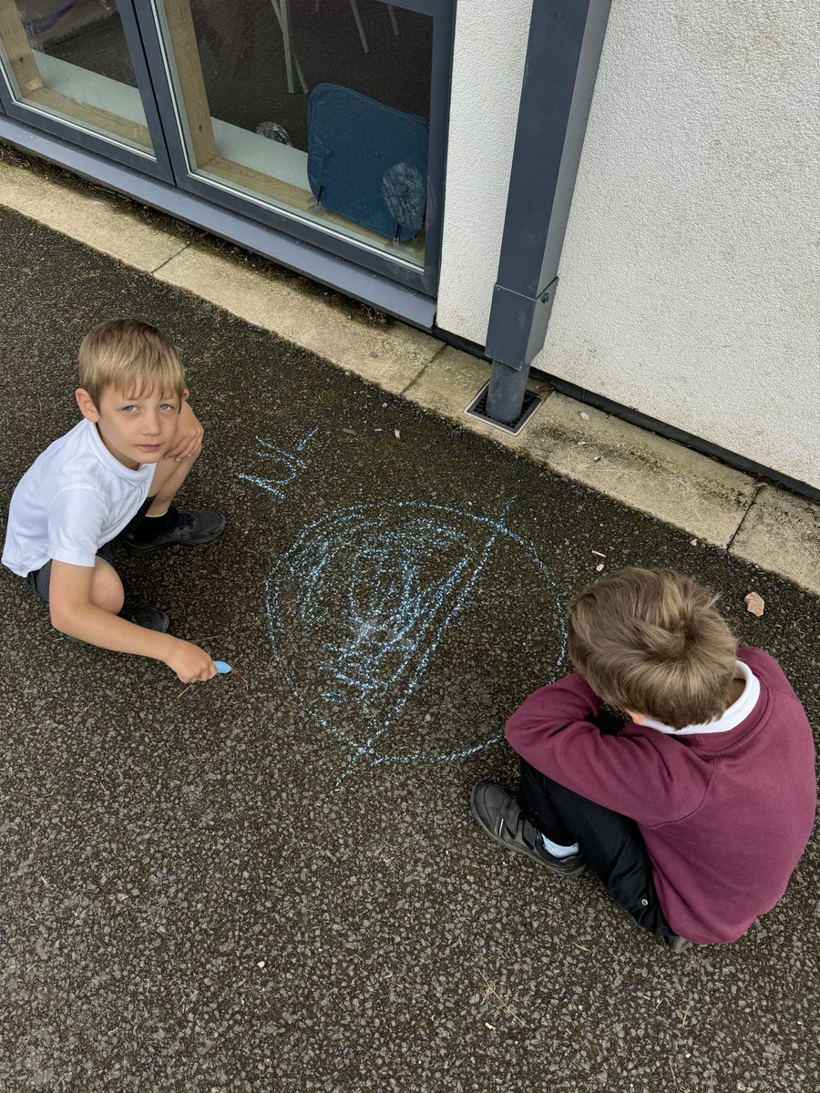 Mr Lavin tweet media