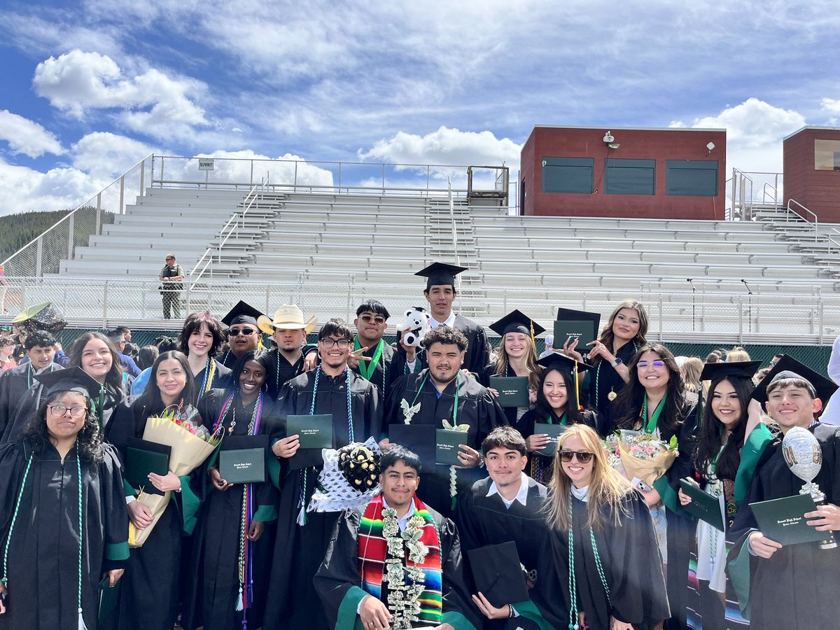 Summit PreCollegiate tweet media