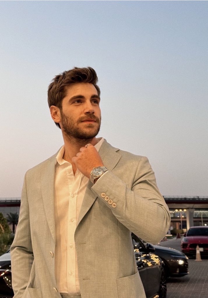 kingofthunder07's tweet image. #EmreBey #EcemSenaBayır #EcEm 
💙🔥