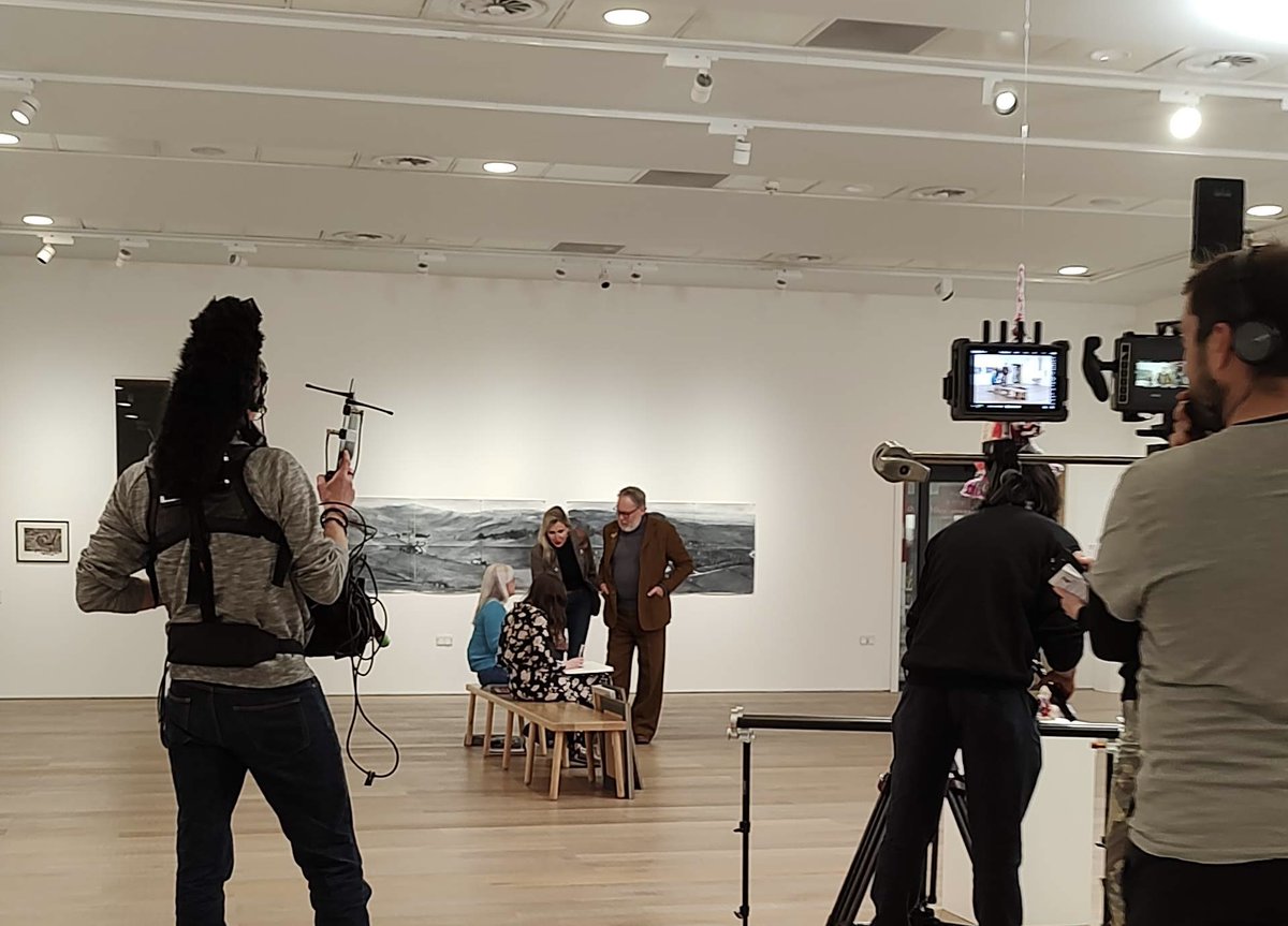 DAC Artists @PhillippaWalter, @SerenSiwenna and @CerysKnighton were invited to take part in the Sky Arts series Painting Birds with Jim and Nancy Moir! The episode will broadcast tonight 29/05 from 9-10pm on @SkyArts, Freeview channel 36. Learn more: disabilityarts.cymru/news/dac-artis…