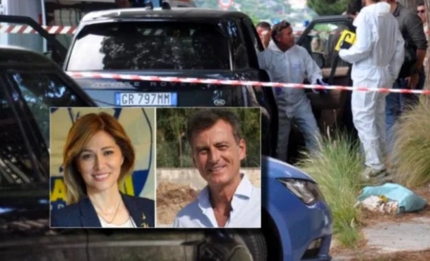 Europa - 
O marido da eurodeputada italiana, Francesca Donato foi encontrado morto dentro do seu carro com um cinto amarrado no seu pescoço em Palermo. 'Deputada se opôs ao Passaporte de #Vacinas” e ao envio de armas para a Ucrânia. Donato insiste que seu marido, o arquiteto