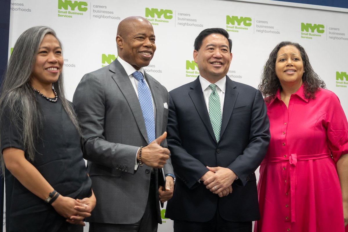 New York City has more small businesses than ever, and 1/3rd have opened in the last two years! @NYCMayor announced the $10 million NYC Future Fund, city’s next small business loan fund designed to help BIPOC and women entrepreneurs thrive. nyc.gov/office-of-the-…