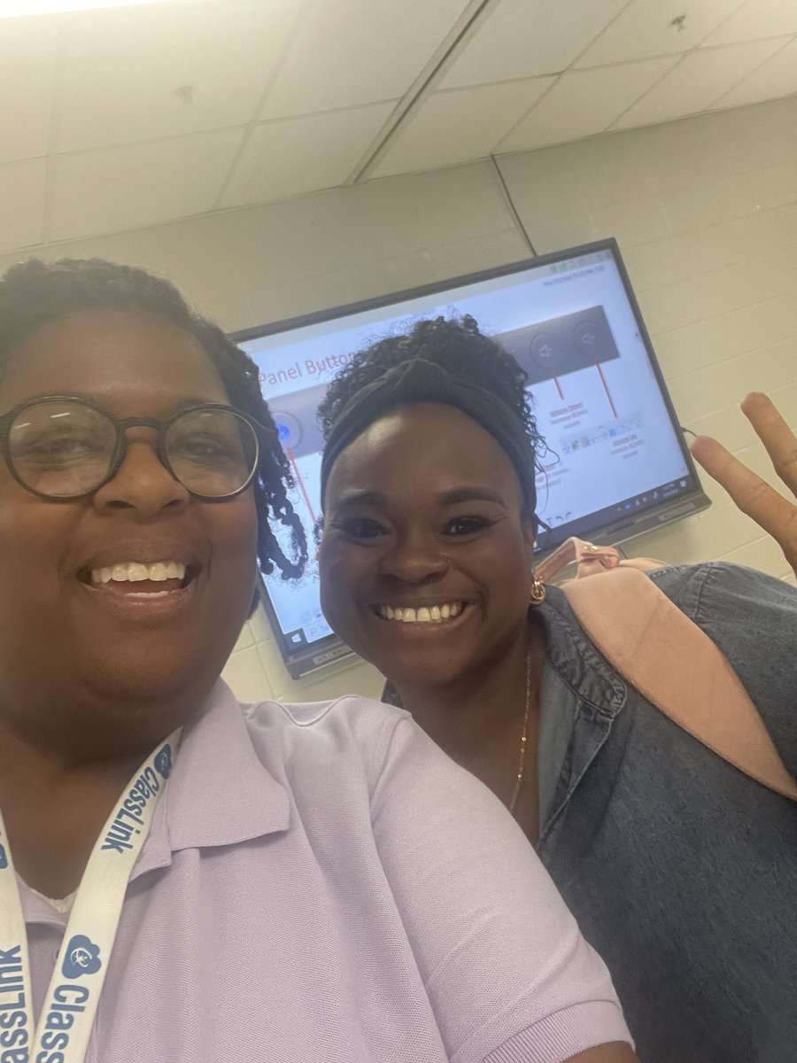 Mrs. Winston tweet media