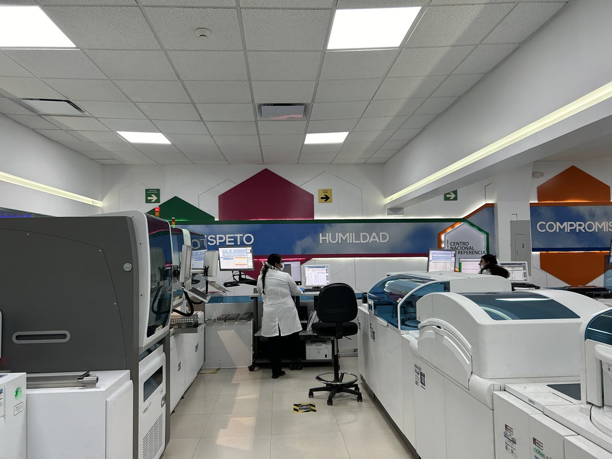 oswaldovillase's tweet image. Impresionante labor que desarrollan miles de jóvenes profesionistas a través de Salud Digna de Jesús Vizcarra. Cientos de miles de estudios gratis a gente pobre y más de 14 millones a bajo precio por año. Gracias al Dr Gómez Campaña por mostrarnos lo que se hace por los mexicanos