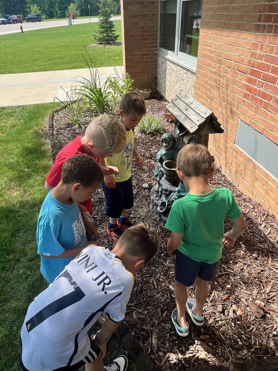 Whitney Zinn tweet media