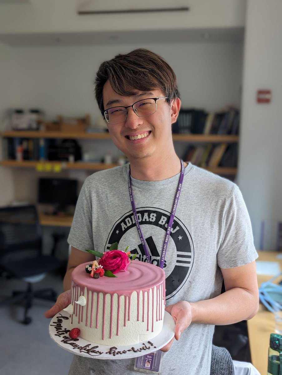 Please join me in congratulating @MontclareLabs Hao-Wei Shih for passing his qualifying exam! He is now officially a #PhD candidate! #cheme #phdlife #lablife
