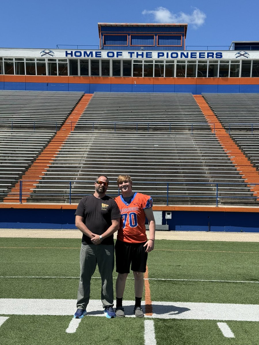 Bennett Mueller tweet media