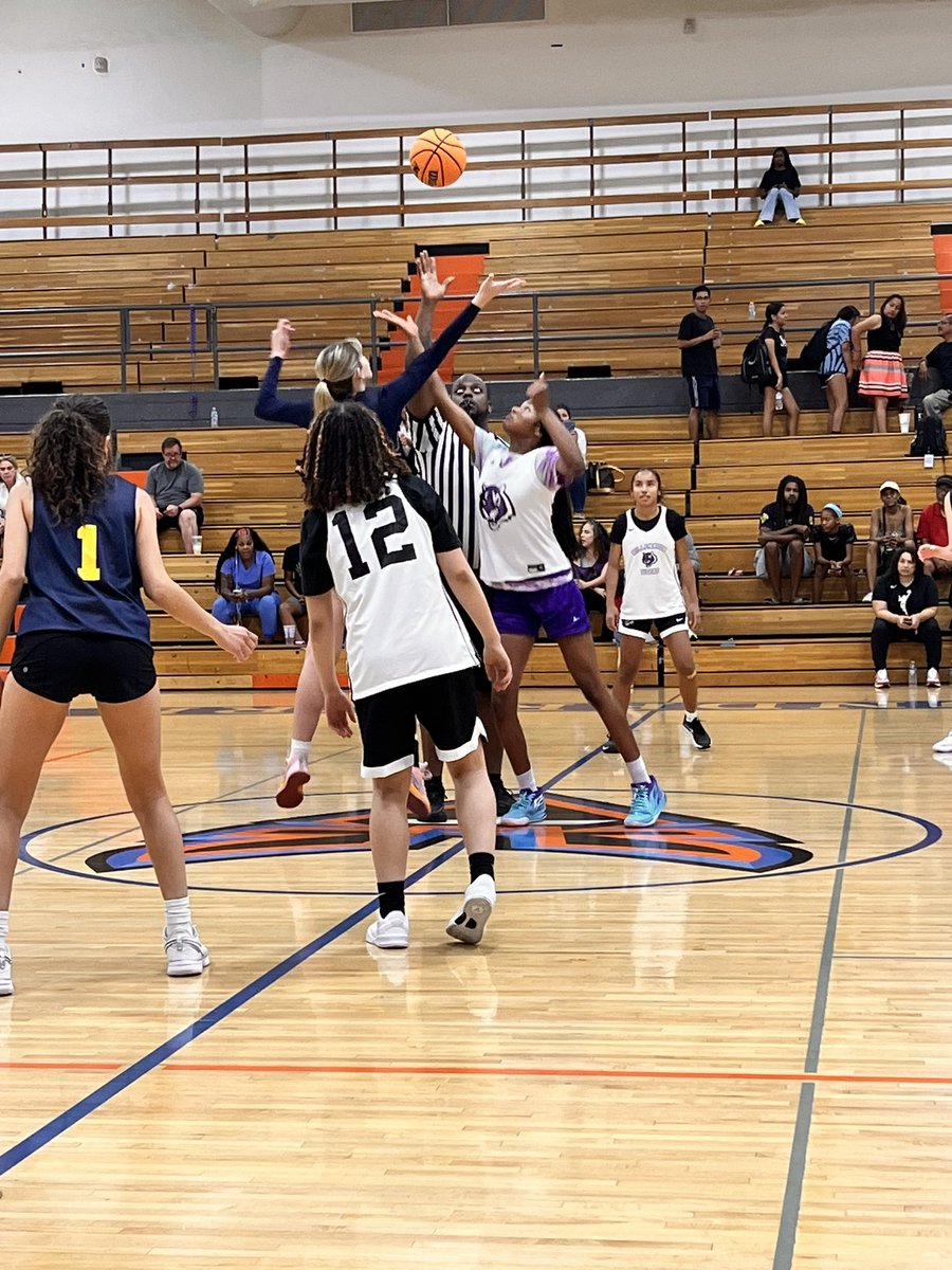 🏀Game 2…
Glendale Prep vs Millennium-B

@MHSLadyBBall #thunderbirdleague