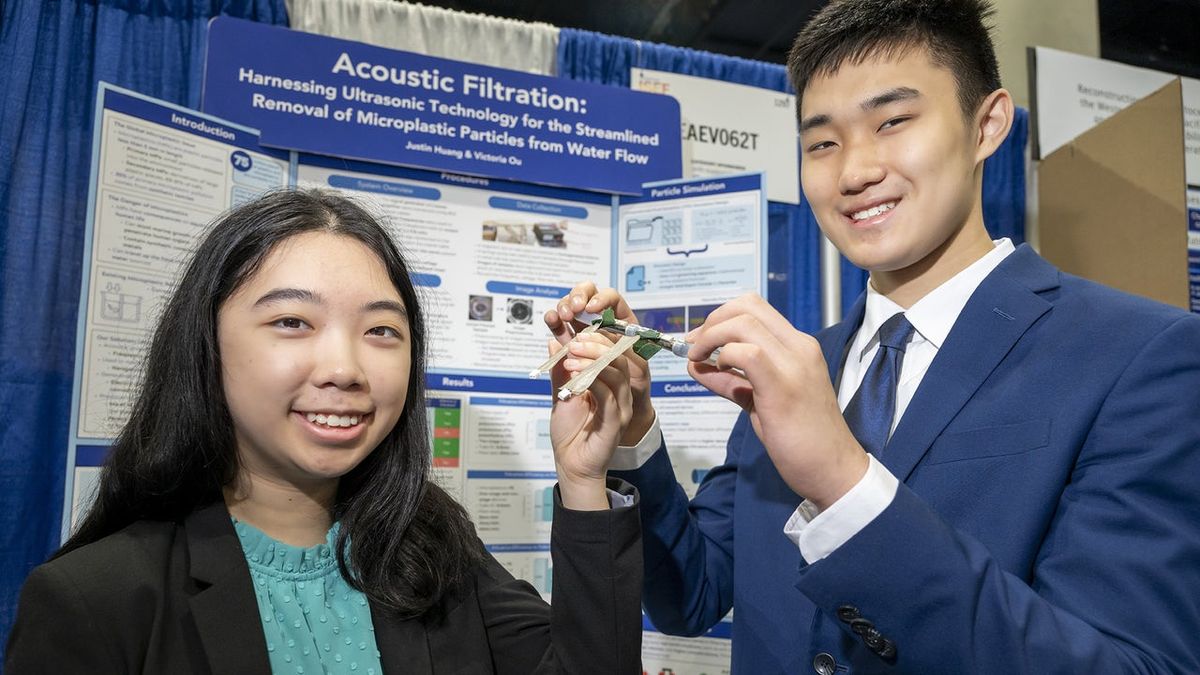 Two high school students from The Woodlands were awarded a $50,000 prize at an international science and engineering competition for creating an ultrasonic filtration system to remove microplastics from water. fox2detroit.com/news/woodlands…