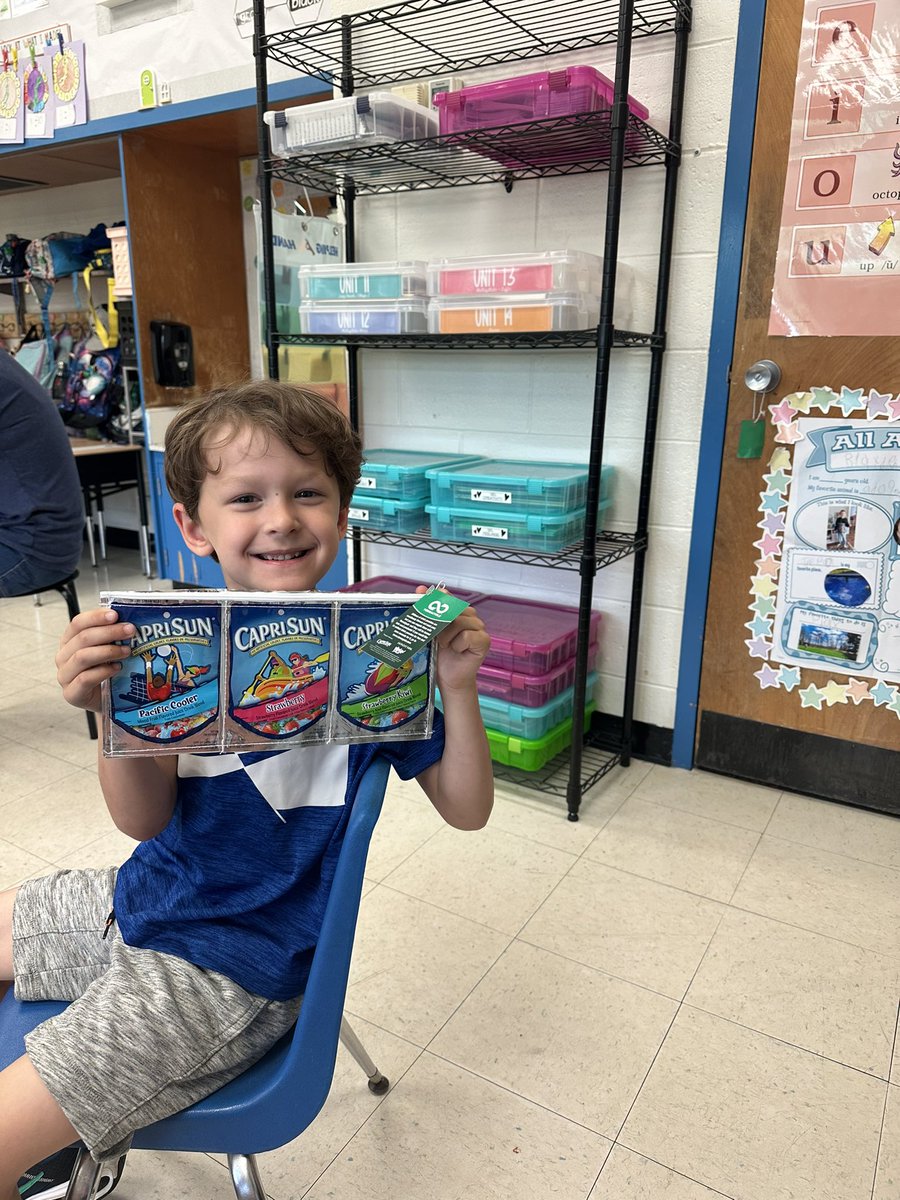 All smiles for the @TerraCycle lesson today! #beartavernpride