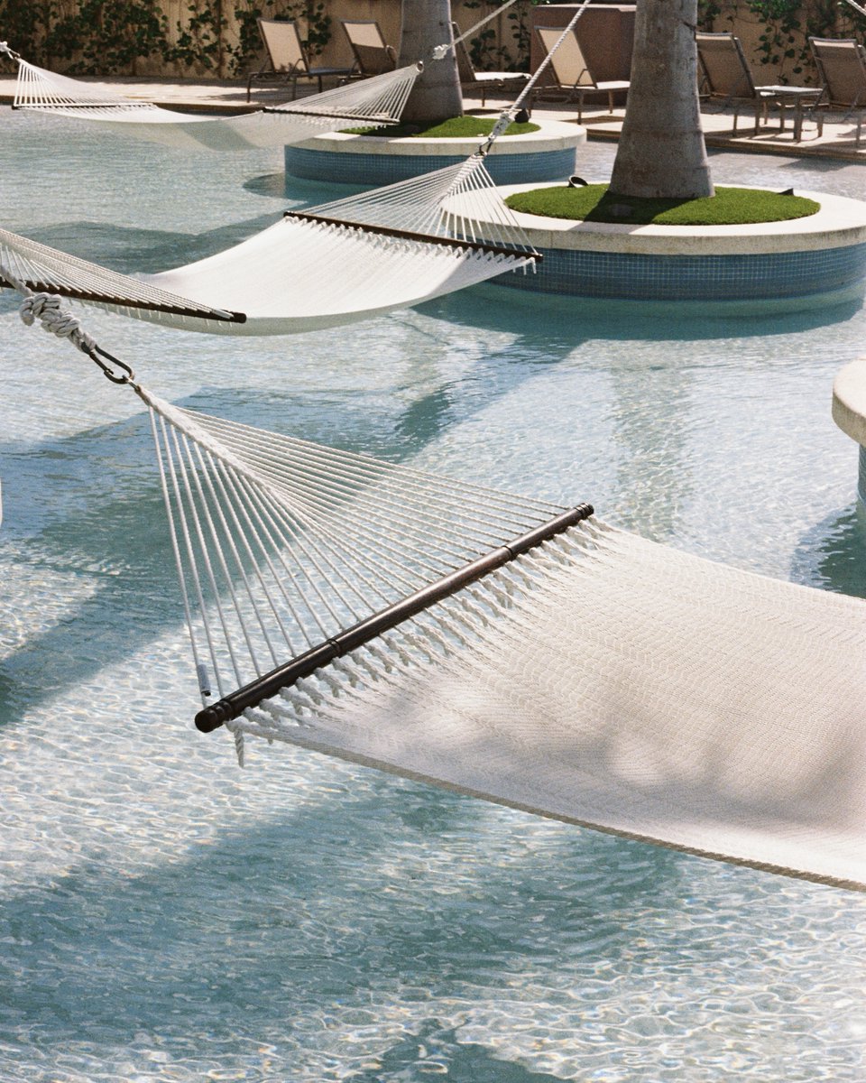 Four Seasons Hotel Miami tweet media