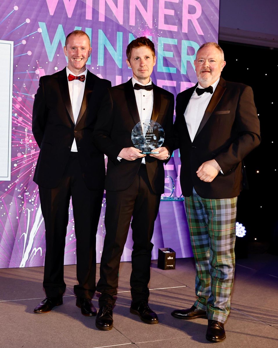 Great to win Team of the Year at the Scottish Press Awards for our print and digital coverage of the SNP police investigation. Top 
@scottishsun team included 
<a href="/RachelWatson27/">Rachel Watson</a>
<a href="/LewisMcKenzie94/">Lewis McKenzie</a>
and our formidable digital desk