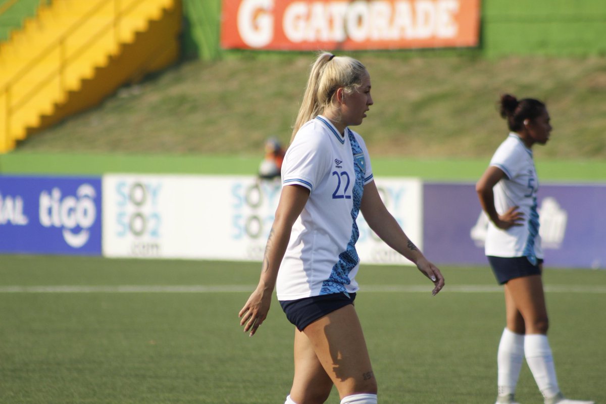 #SelecciónGuate | Kennedy Herrera hace su debut con la Selección Femenina de Guatemala. #VamosGuate